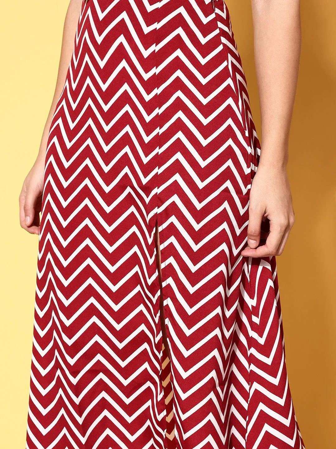 Berrylush Women Red & White Chevron Printed Thigh-High Slit Flared A-Line Midi Skirt