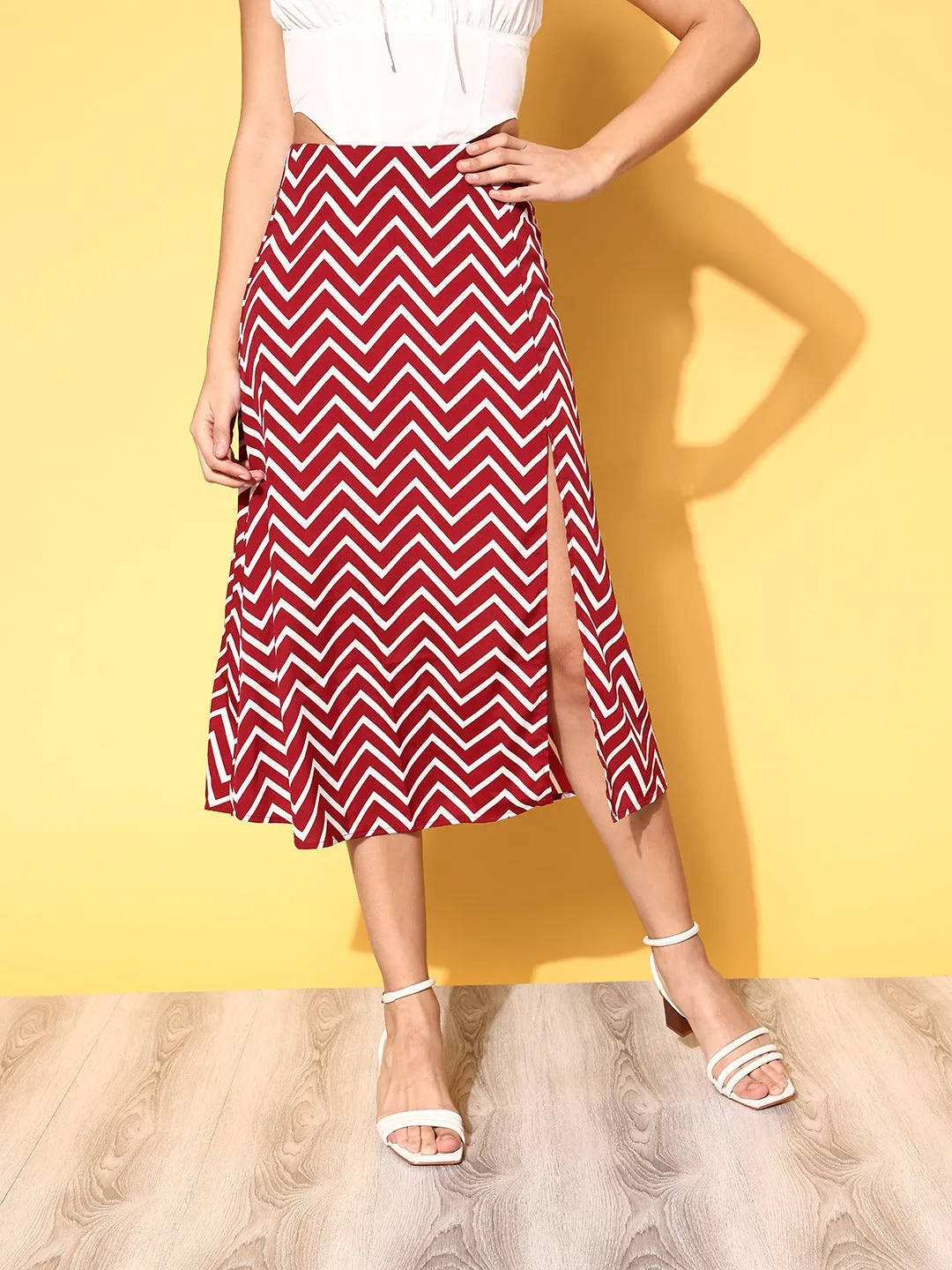 Berrylush Women Red & White Chevron Printed Thigh-High Slit Flared A-Line Midi Skirt