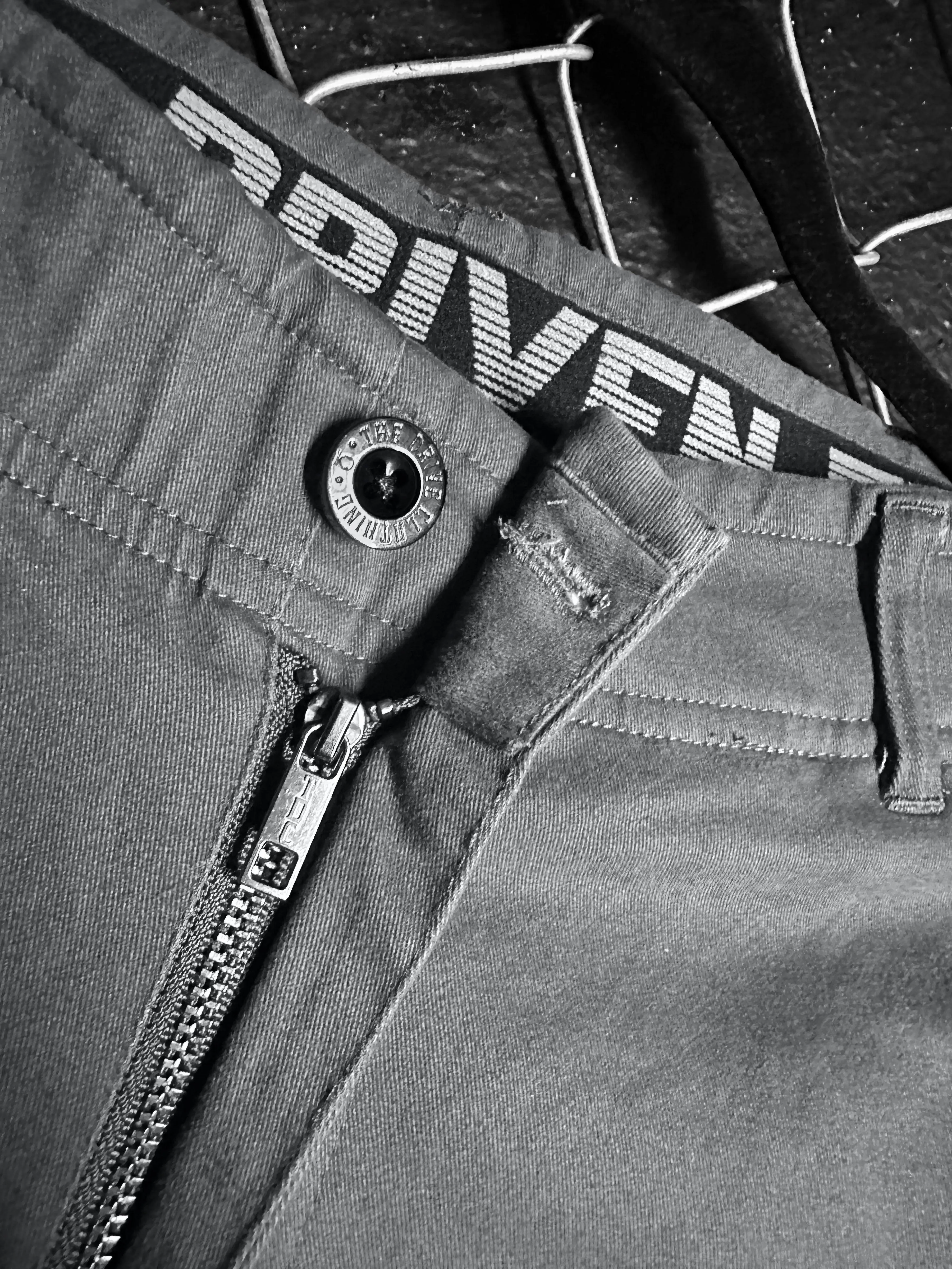 DRIVEN FLEX SMOKE GREY PANTS