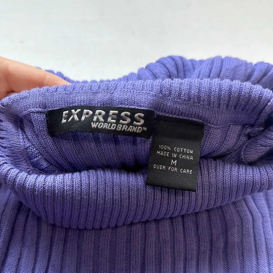 purple sleeveless knit top