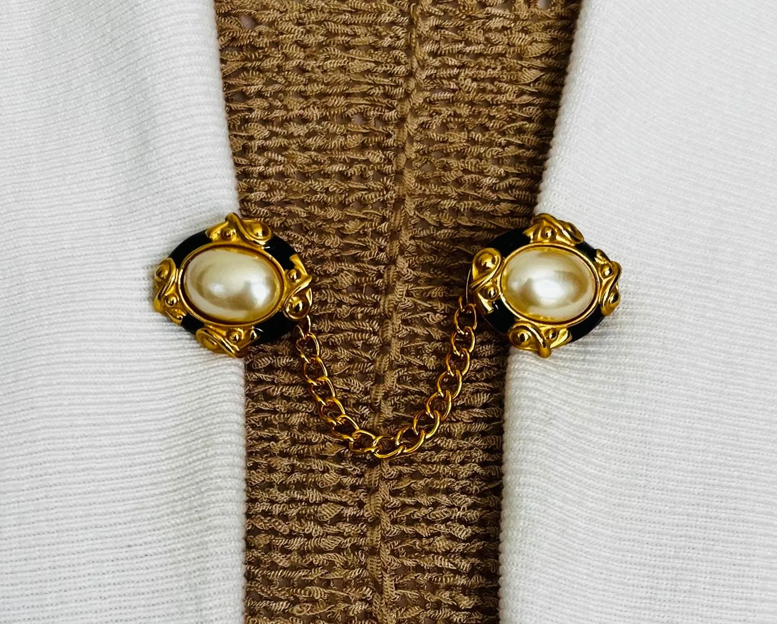 Sweater Clips Oval Pearl Sweater Clip for Cardigan Clasp Cosplay Chain Clasps Birthday Gift for Mom Gift for Her by Fabulici