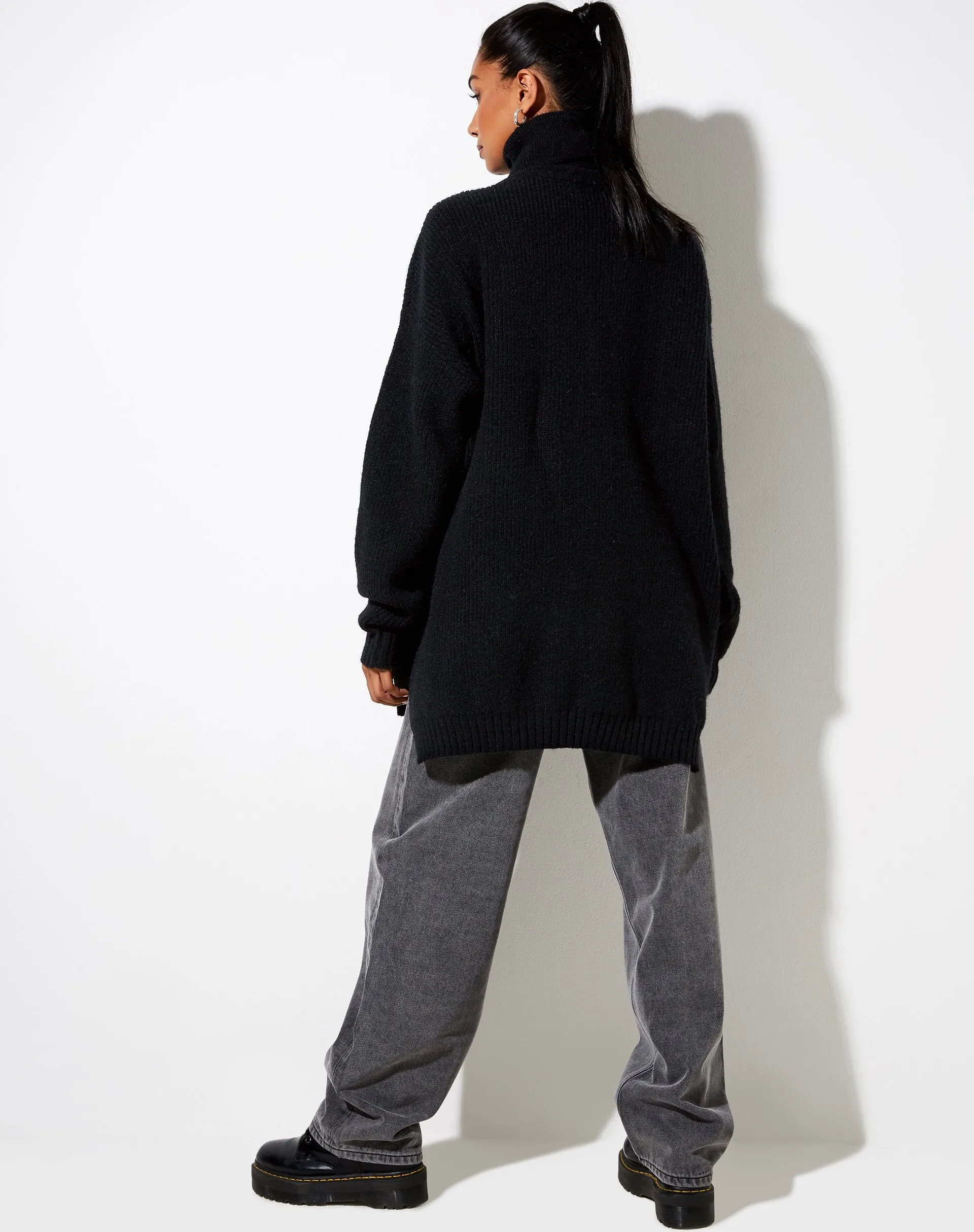 Thach Jumper in Black