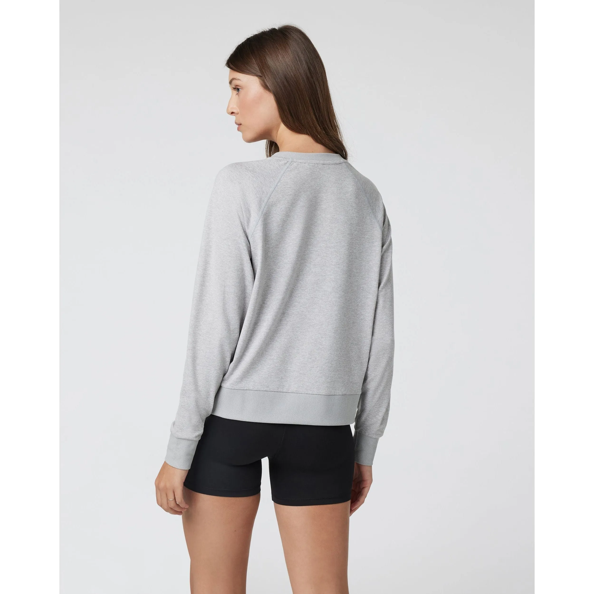 Vuori Women's Long Sleeve Halo Crew