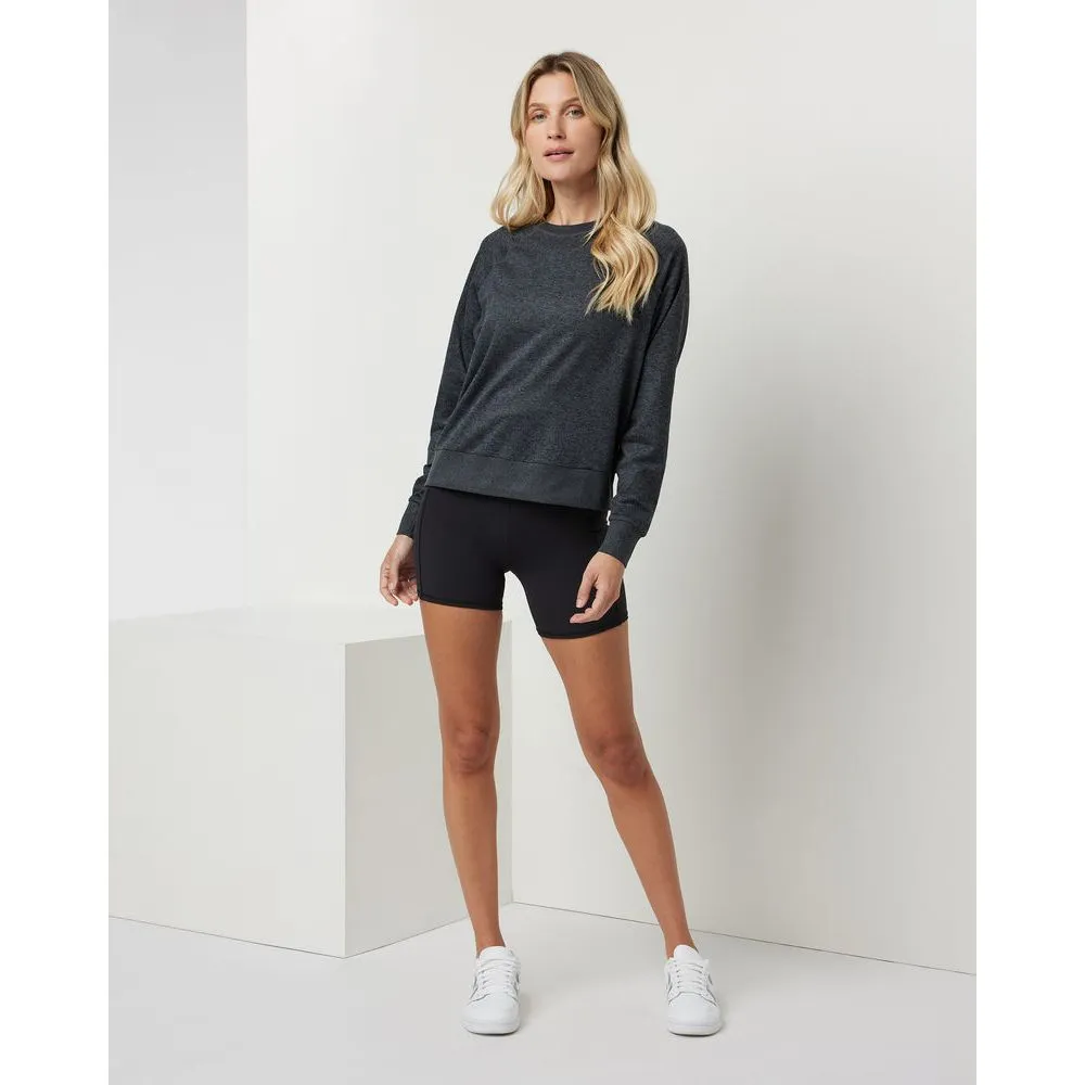 Vuori Women's Long Sleeve Halo Crew