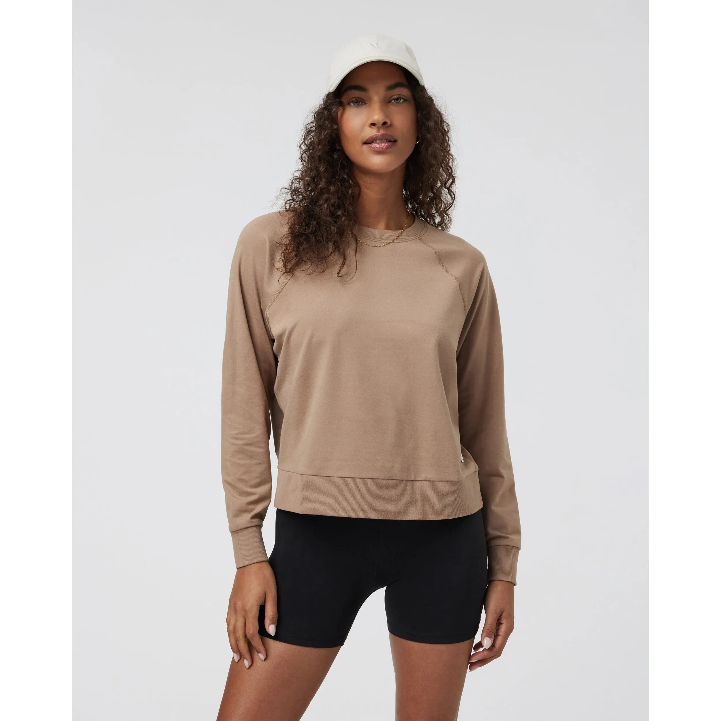 Vuori Women's Long Sleeve Halo Crew