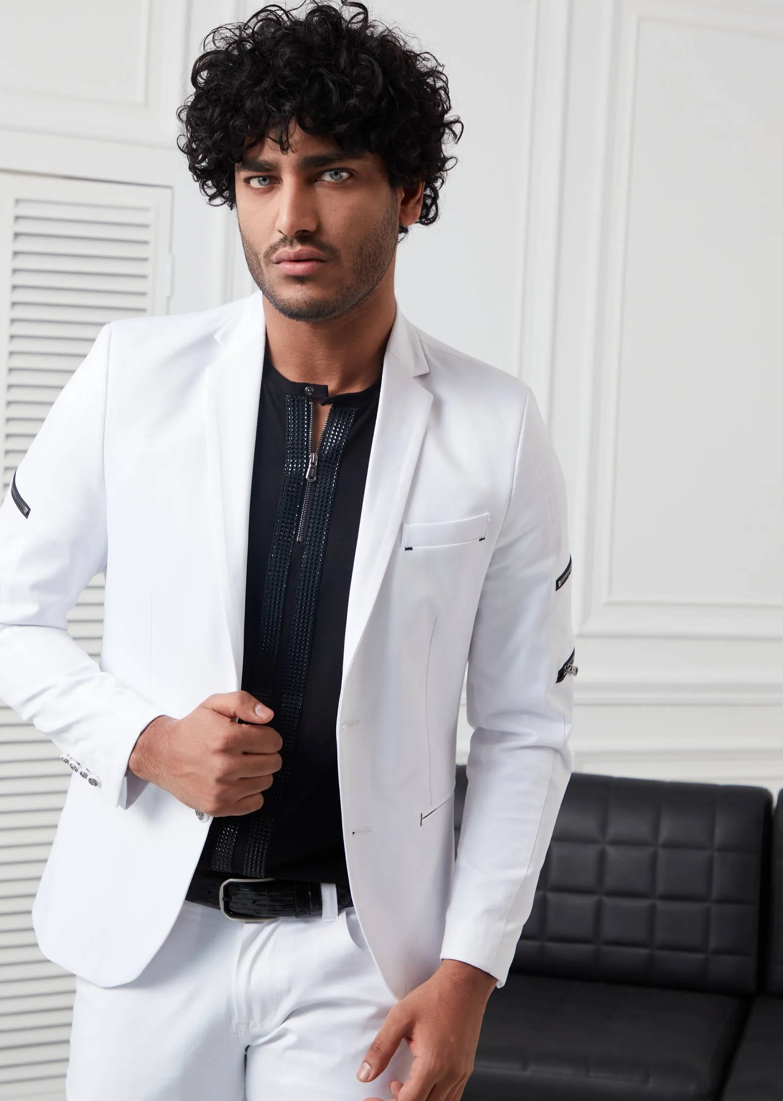 White Zippered Arm Blazer